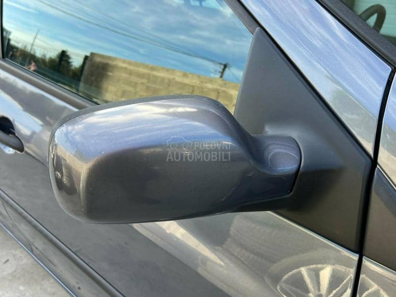 Retrovizor desni sivi TEJ47