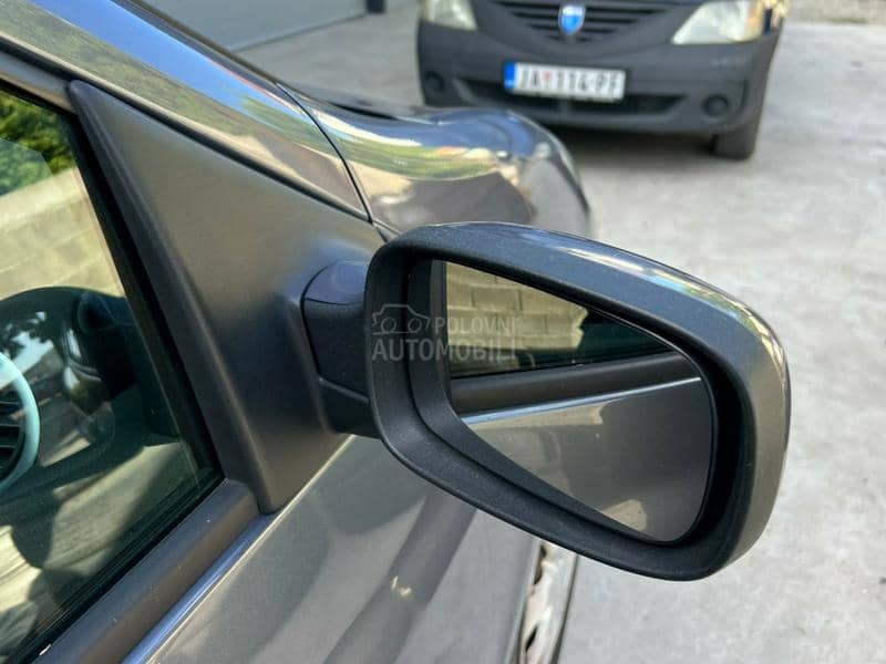 Retrovizor desni sivi TEJ47