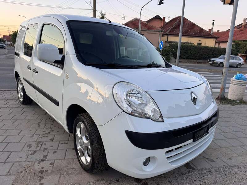 Renault Kangoo 1.5 DCI ŠVAJ NOV