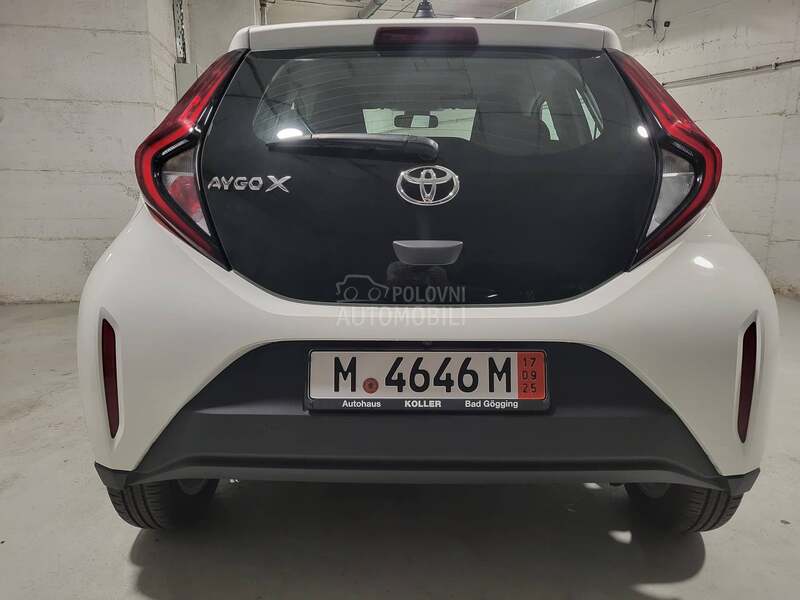 Toyota Aygo X VVT-i x play
