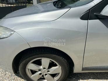 Krilo levo sivo TED69 za Renault Megane od 2008. do 2016. god.