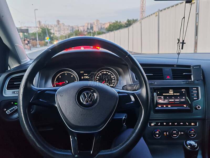 Volkswagen Golf 7 2.0 bluemotion