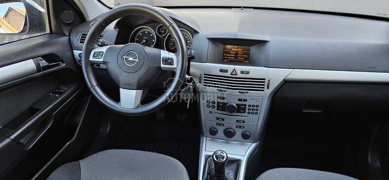 Opel Astra H 