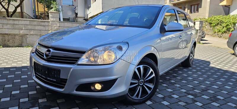 Opel Astra H 