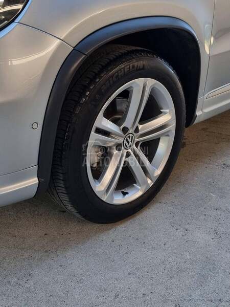 Volkswagen Tiguan 2.0TFSI/ 4X4/ R-LINE