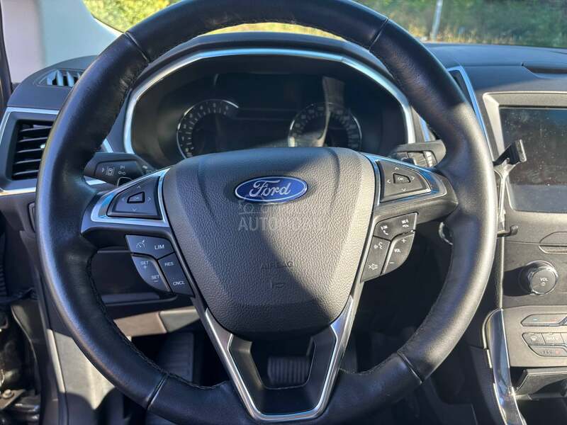 Ford Edge 2.0 TDCI TITANIUM