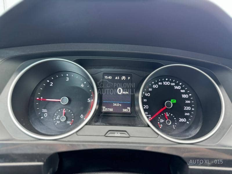 Volkswagen Tiguan 2.0 TDI / NAV / DSG
