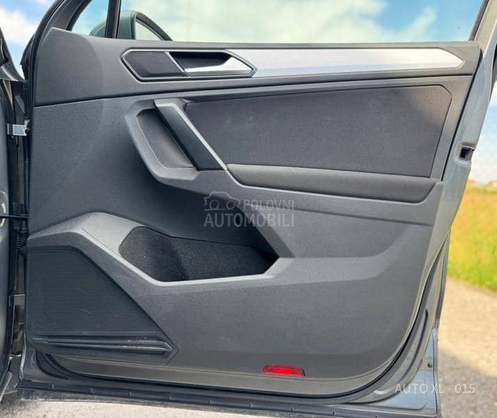 Volkswagen Tiguan 2.0 TDI / NAV / DSG