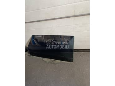 Zadnje desno staklo za Audi Q5 od 2017. do 2024. god.