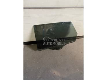 Zadnje levo staklo za Audi Q5 od 2017. do 2024. god.