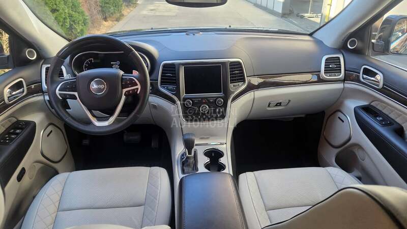Jeep Grand Cherokee SUMMIT