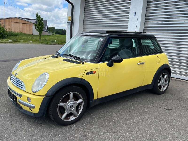 MINI Cooper 1.6b 2002. god. -  kompletan auto u delovima