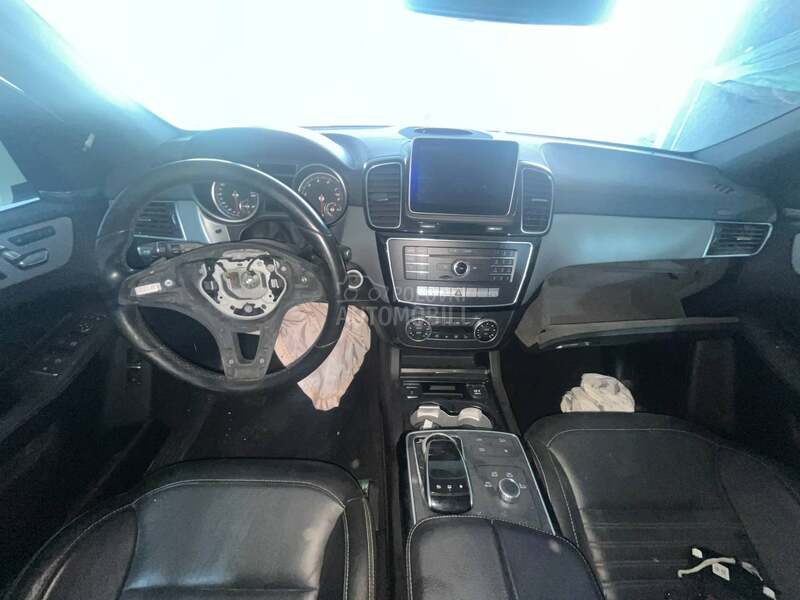 Mercedes Benz ML 300 276821 2015. god. -  kompletan auto u delovima