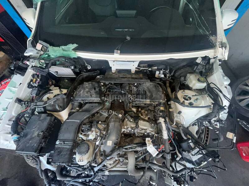 Mercedes Benz ML 300 276821 2015. god. -  kompletan auto u delovima