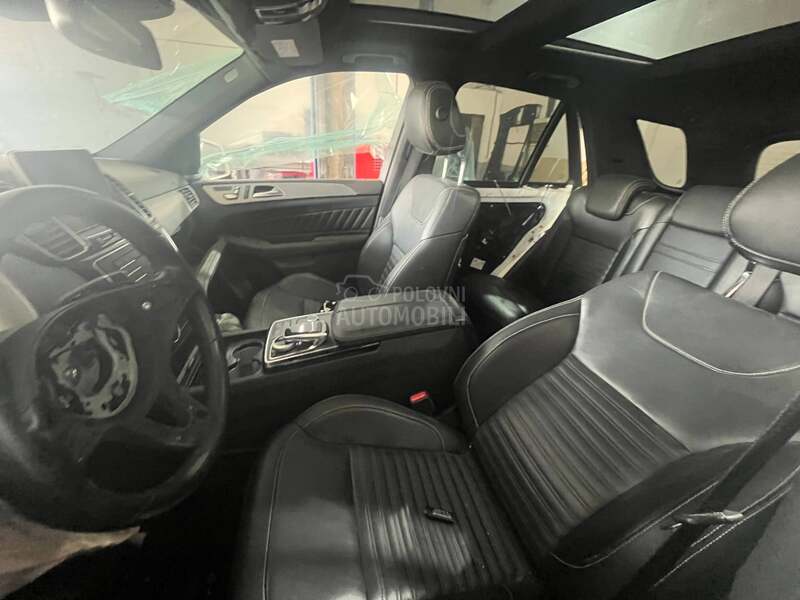 Mercedes Benz ML 300 276821 2015. god. -  kompletan auto u delovima