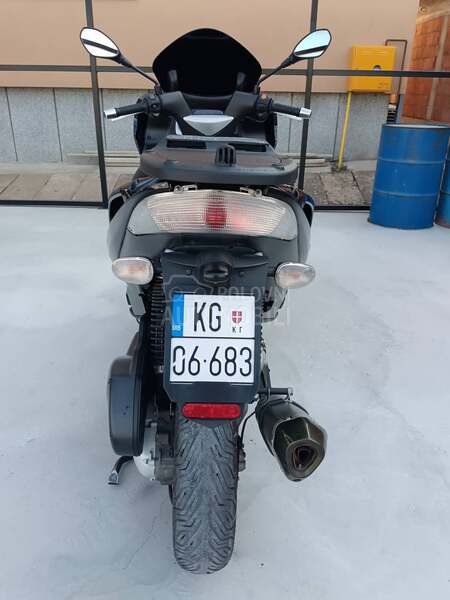 Gilera nexus