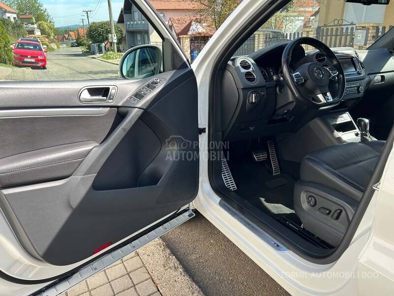 Volkswagen Tiguan 2.0TSI R-LINE IZ CH