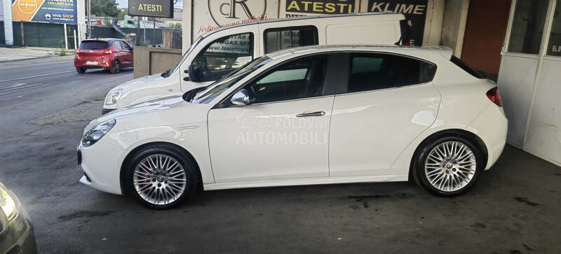 Alfa Romeo Giulietta 1.4 QV line