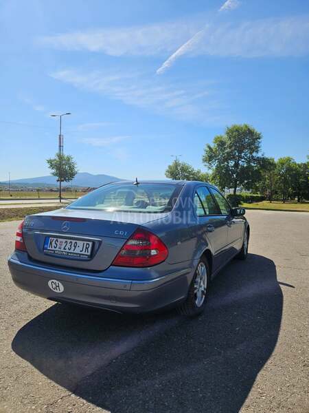 Mercedes Benz E 270 2,7 Nov,Nov