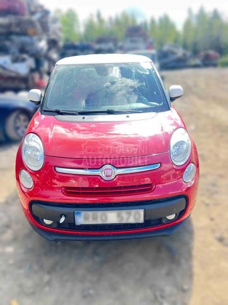 Fiat 500L 199b5000 2013. god. -  kompletan auto u delovima