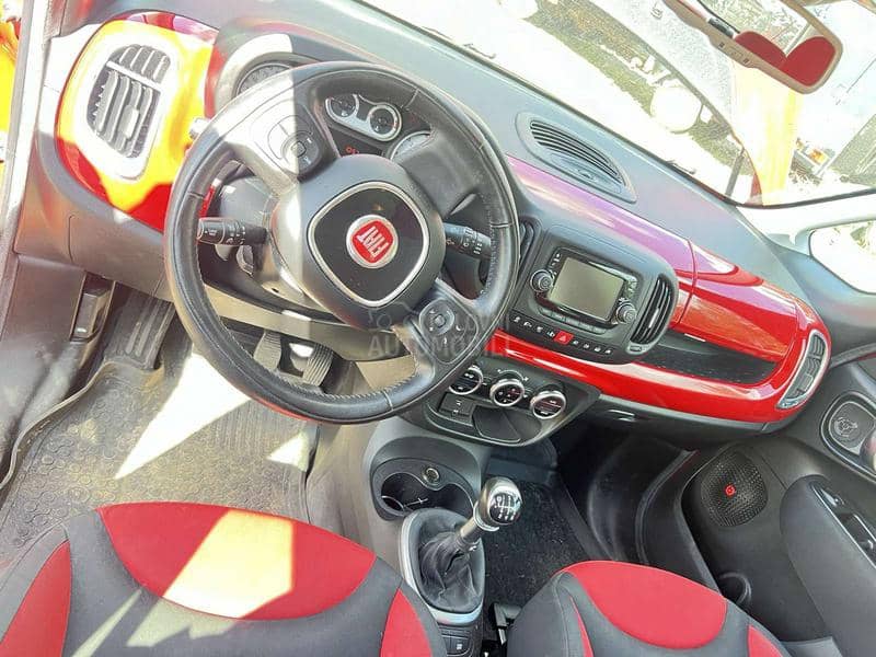 Fiat 500L 199b5000 2013. god. -  kompletan auto u delovima