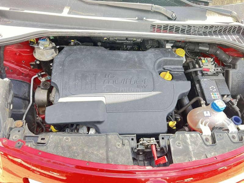 Fiat 500L 199b5000 2013. god. -  kompletan auto u delovima