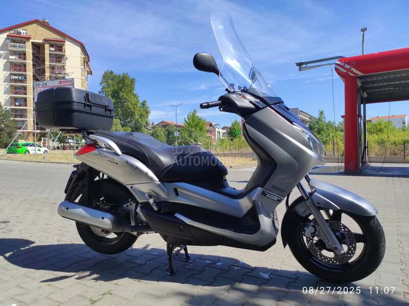 Yamaha X Max 250