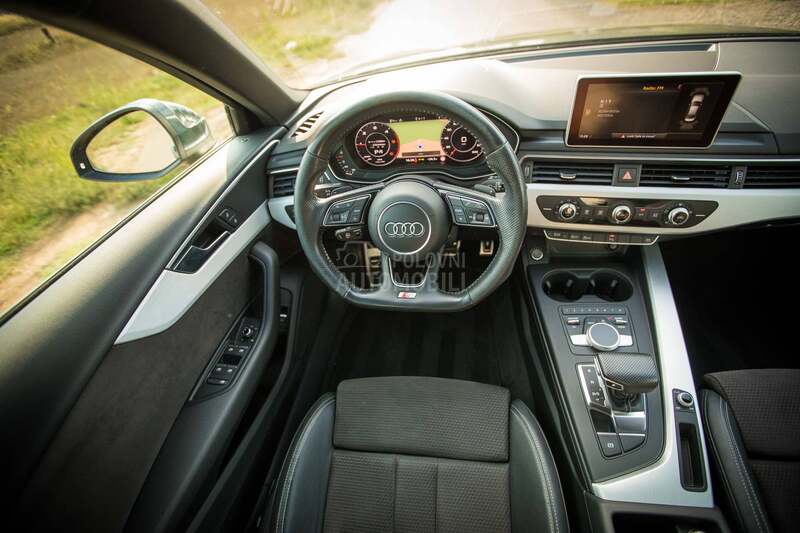 Audi A4 S line virtual