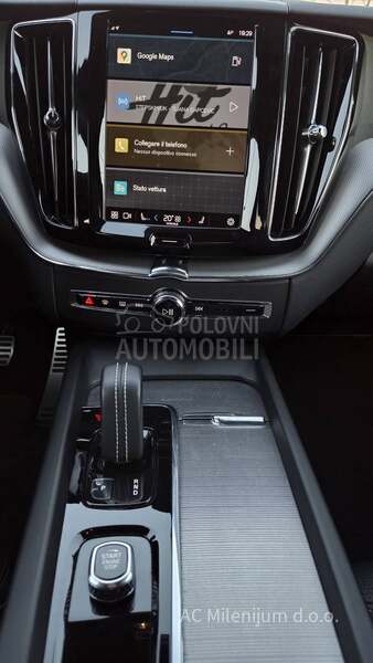 Volvo XC60 B4D AWD R design