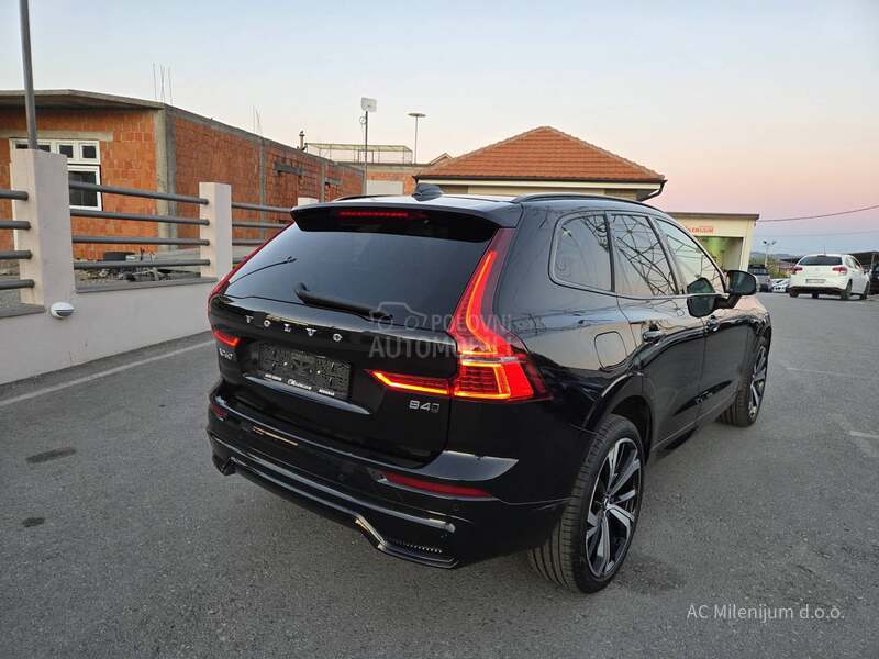Volvo XC60 B4D AWD R design