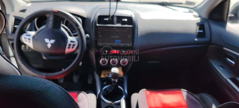 Mitsubishi ASX 