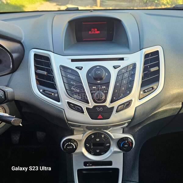 Ford Fiesta 1.6b Titanium