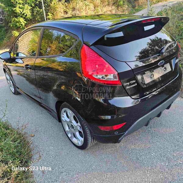 Ford Fiesta 1.6b Titanium