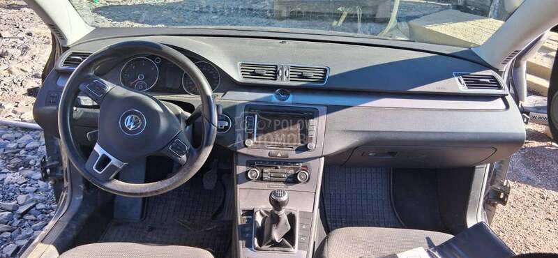 Volkswagen Passat B7 2.0 CFFB 2011. god. -  kompletan auto u delovima