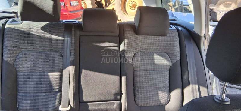 Volkswagen Passat B7 2.0 CFFB 2011. god. -  kompletan auto u delovima