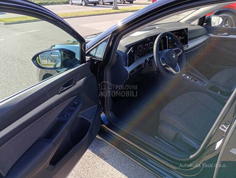 Volkswagen Golf 8 2.0 TDI DSG