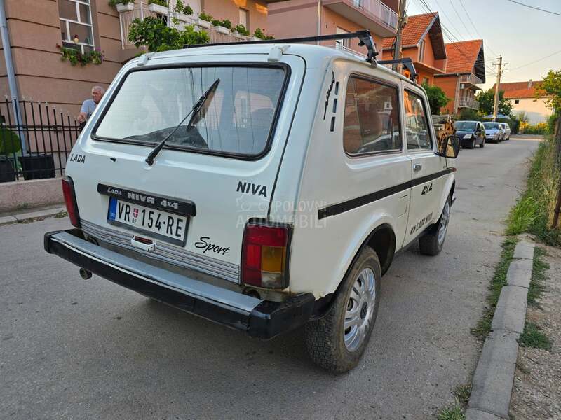 Lada Niva reg. do 02.2026