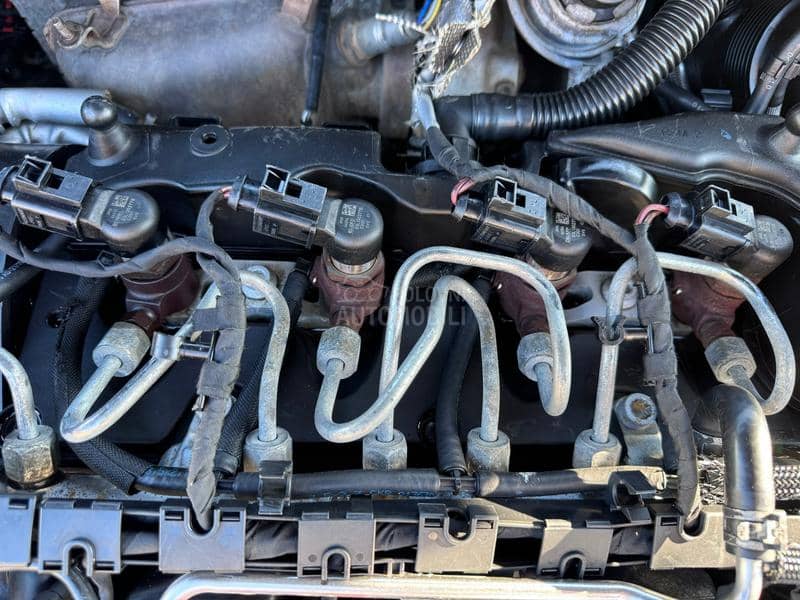 Volkswagen Passat B6 1.6 2010. god. -  kompletan auto u delovima