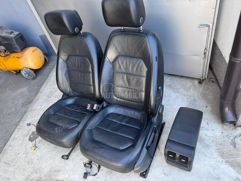 Volkswagen Passat B6 1.6 2010. god. -  kompletan auto u delovima