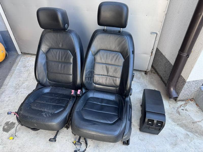 Volkswagen Passat B6 1.6 2010. god. -  kompletan auto u delovima