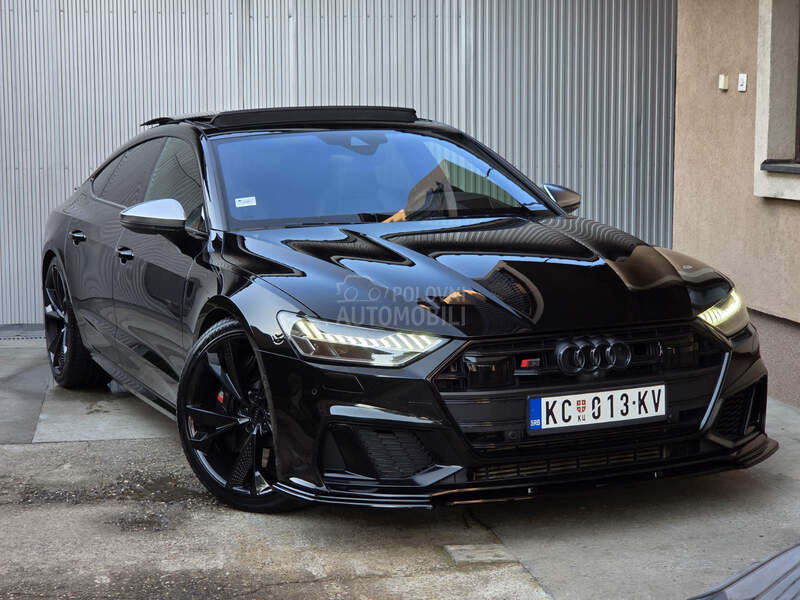 Audi S7 