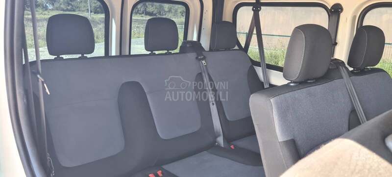 Opel Vivaro Putnicki 9 mesta