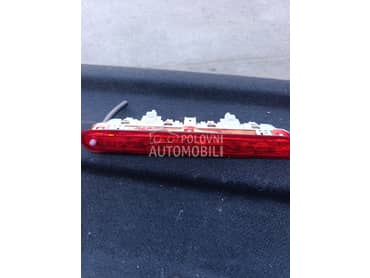 trece stop svetlo za Citroen C3 od 2016. do 2022. god.