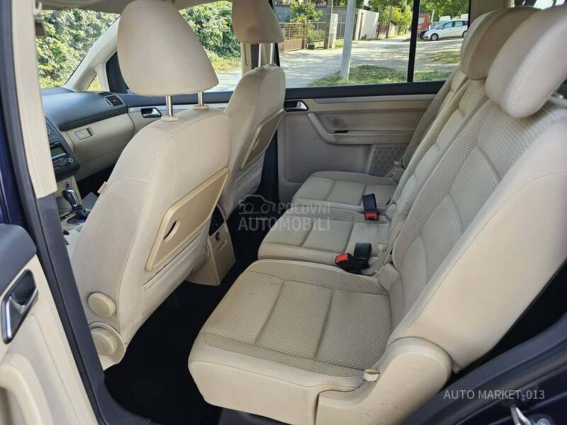 Volkswagen Touran 1.6 tdi A.U.T.