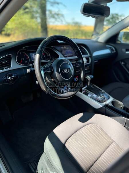 Audi A4 177 AUTOM  PERLA