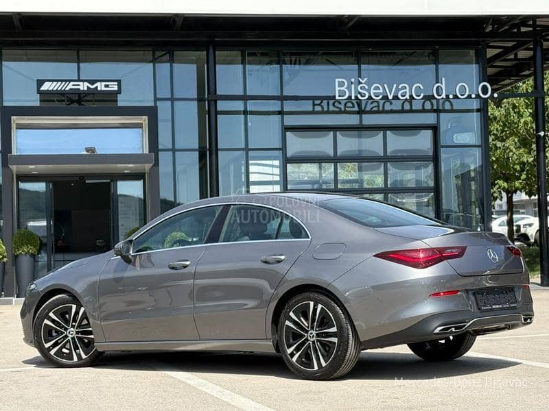 Mercedes Benz CLA 180 
