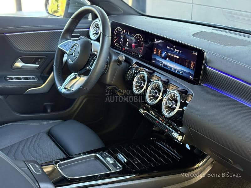 Mercedes Benz CLA 180 