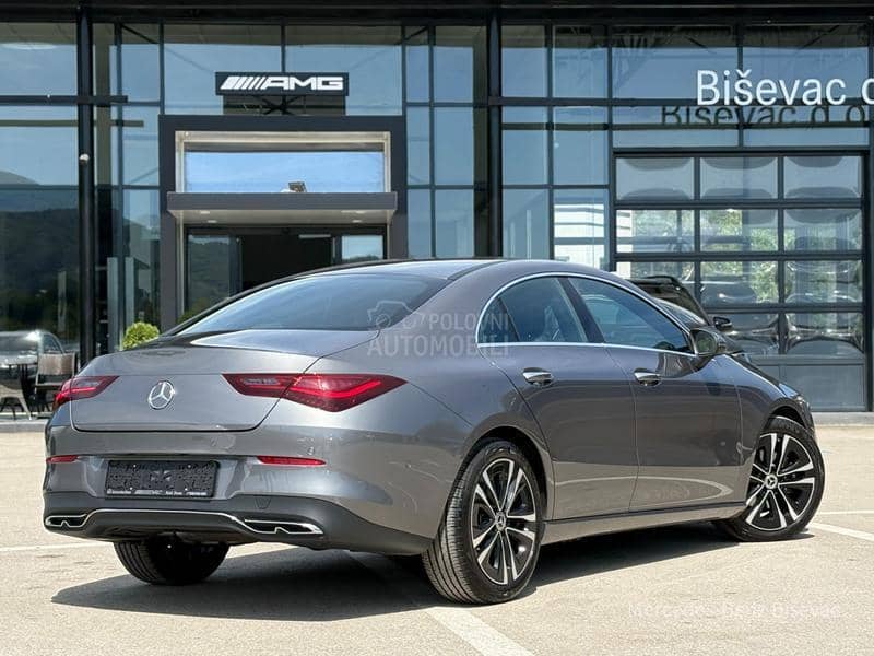 Mercedes Benz CLA 180 