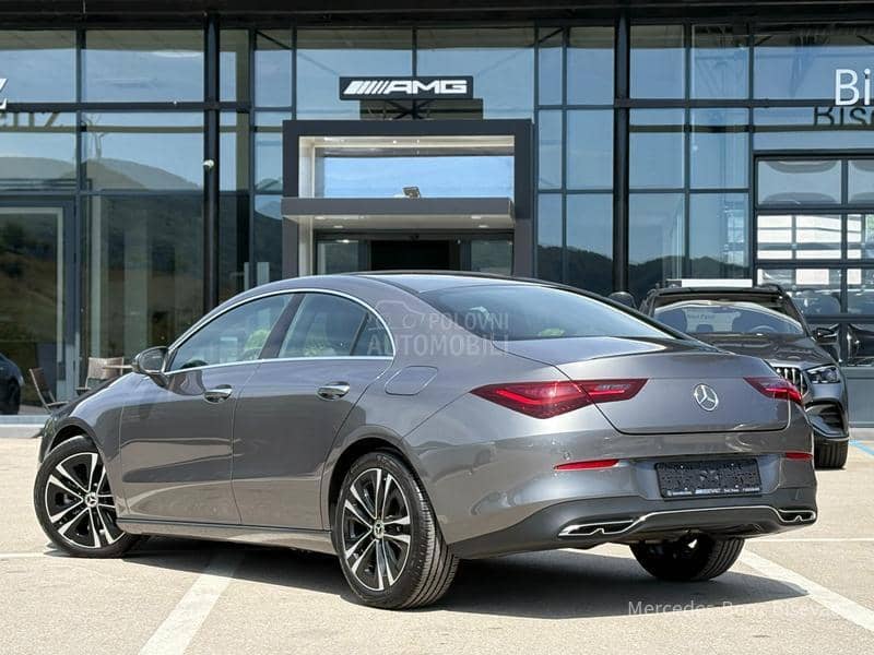 Mercedes Benz CLA 180 