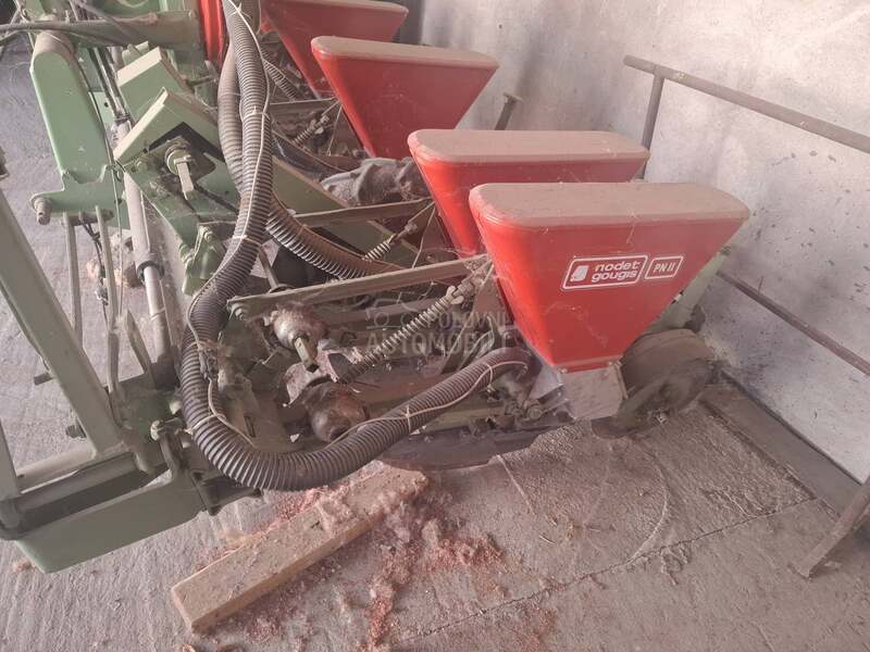 Nodet Pneumassem 6R hidro greda